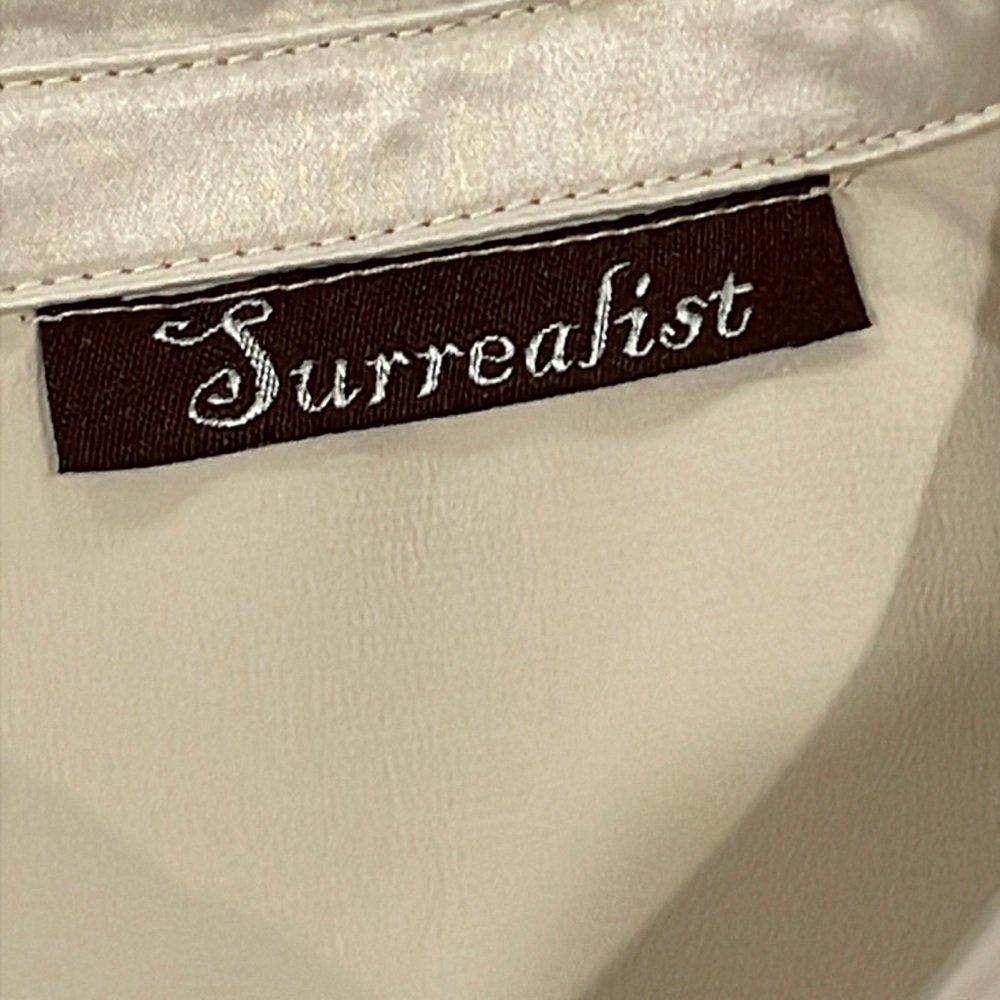 Surrealist Ruffle Front Blouse - Picture 11 of 11